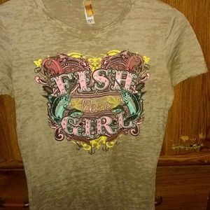 SS light olive color tee, size medium